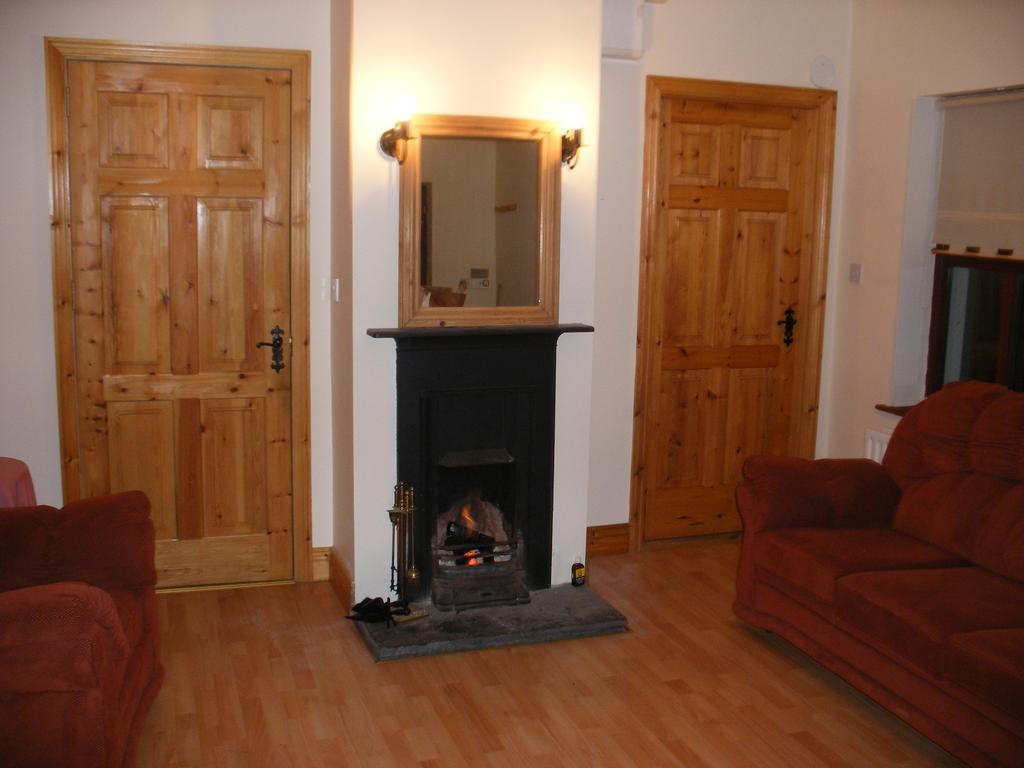 Mountshannon Cottage Exteriör bild